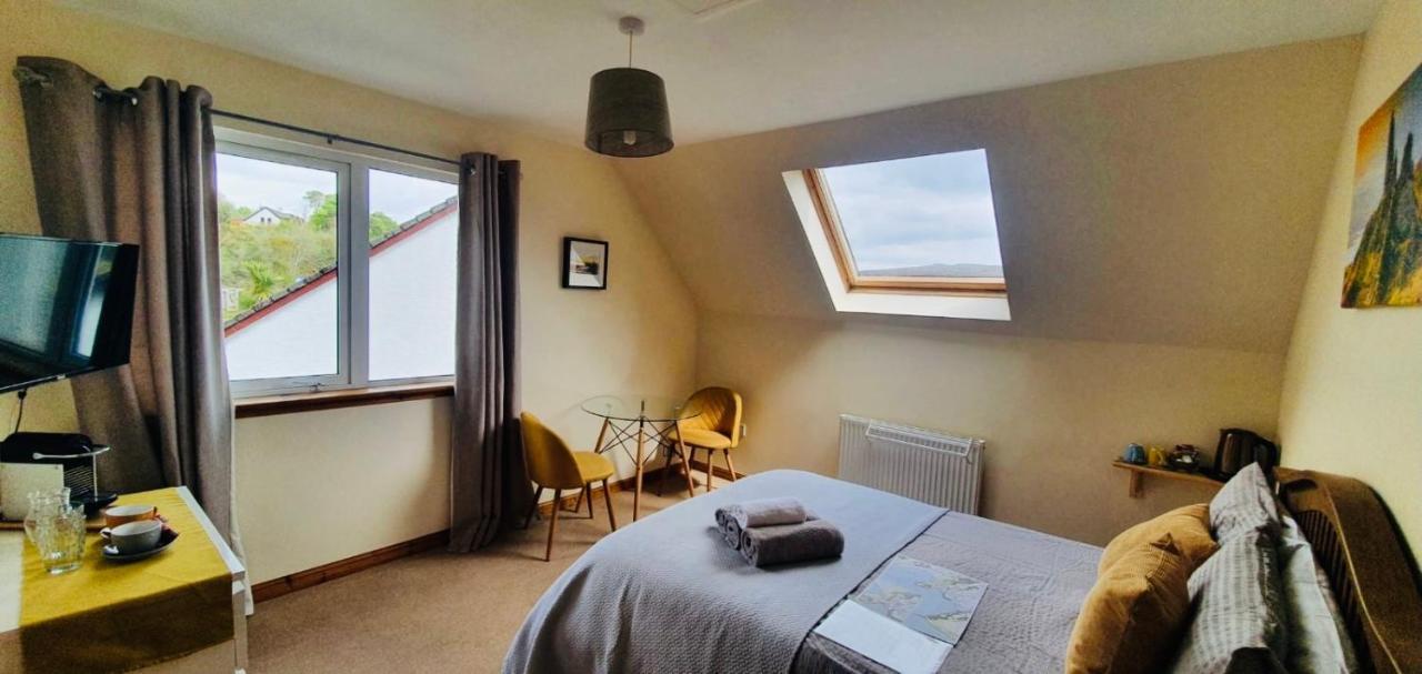 Feochan Rooms Portree Exterior photo